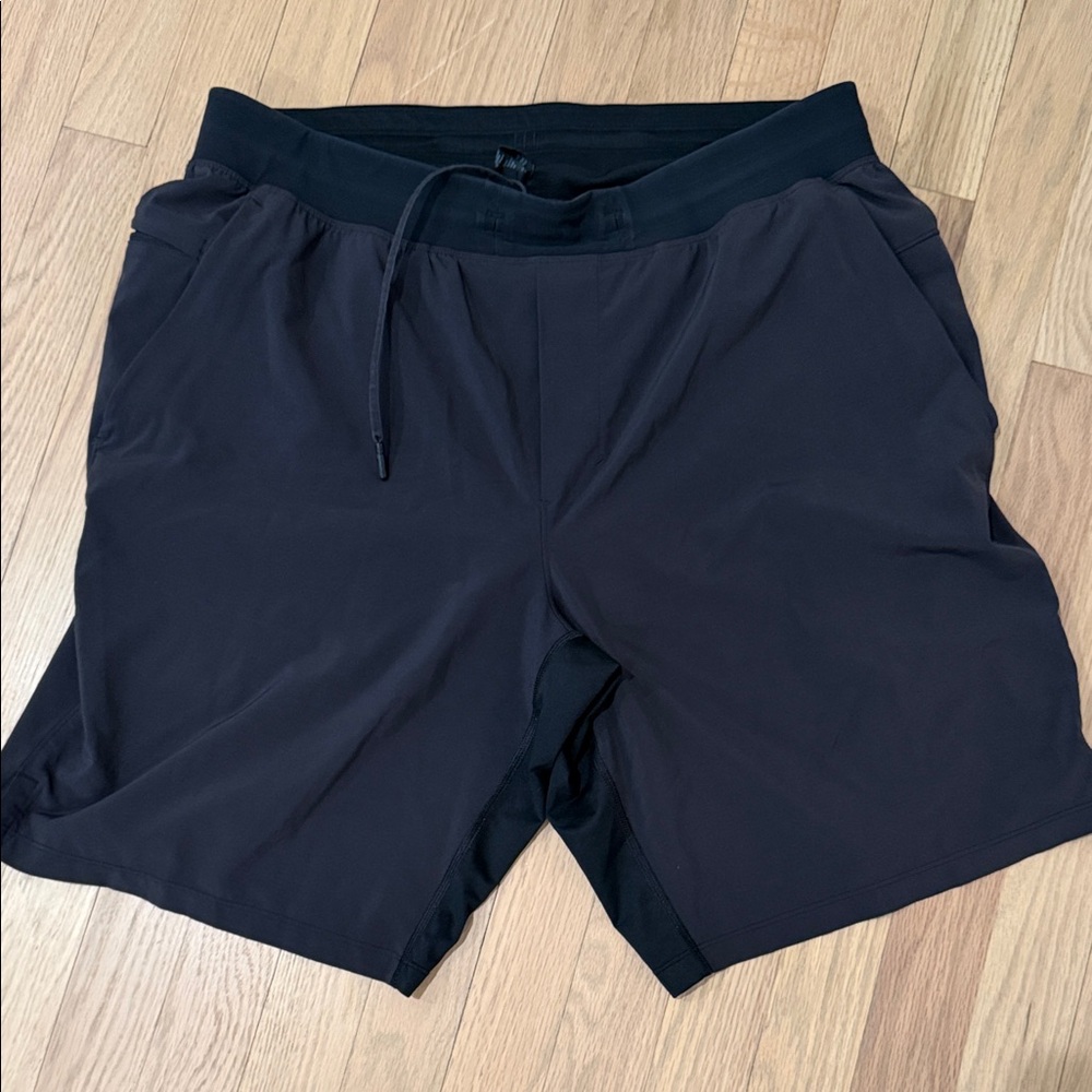 Lululemon Men’s XL Black Athletic Shorts